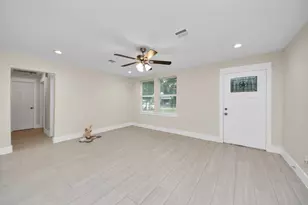 10521 Chesterfield Dr, Houston, TX 77051 - Photo 15