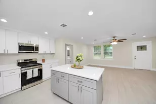 10521 Chesterfield Dr, Houston, TX 77051 - Photo 19
