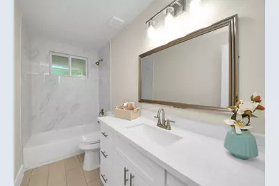 10521 Chesterfield Drive, Houston, TX 77051 - Photo 27