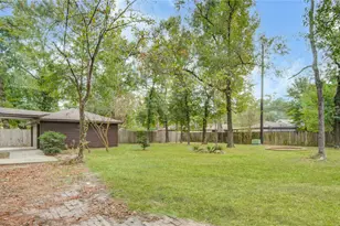 222 Ridgewood Dr, Oak Ridge North, TX 77386 - Photo 7