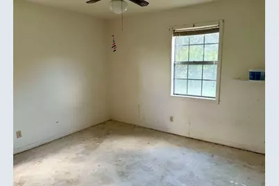 1267 County Rd 1020, Woodville, TX 75979 - Photo 5