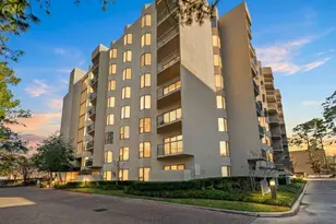 661 Bering Dr, Houston, TX 77057 - Photo 1