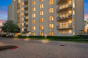 661 Bering Dr, Houston, TX 77057 - Photo 3