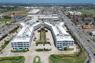 6102 Seawall Blvd, Galveston, TX 77551 - Photo 39