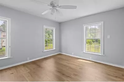 540 24th Street, Beaumont, TX 77706 - Photo 11