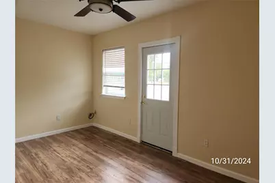 703 N Avenue B, Freeport, TX 77541 - Photo 13