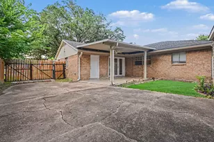 11226 Sagemeadow Ln, Houston, TX 77089 - Photo 29