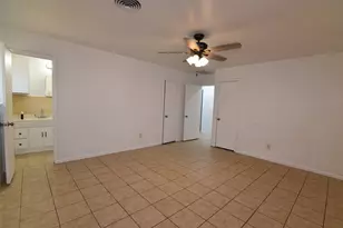6414 Grape St, Houston, TX 77074 - Photo 11