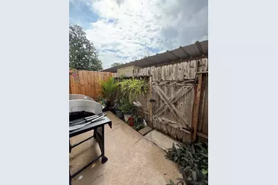 14331 Still Meadow Drive, Houston, TX 77079 - Photo 33