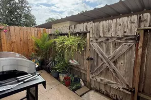 14331 Still Meadow Dr, Houston, TX 77079 - Photo 33