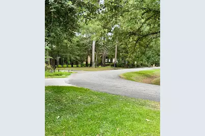 1327 Castle Hill Trail, Kingwood, TX 77339 - Photo 5