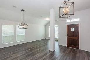 5186 Dry Hollow Dr, Alvin, TX 77511 - Photo 3
