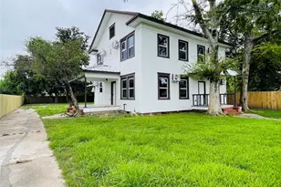 2187 Franklin St, Beaumont, TX 77701 - Photo 1