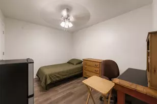 527 Southwest Pkwy, College Station, TX 77840 - Photo 17