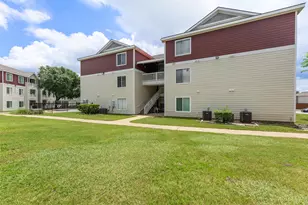 527 Southwest Pkwy, College Station, TX 77840 - Photo 3