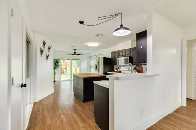 318 S Amherst Drive, West Columbia, TX 77486 - Photo 11