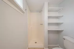 9809 Richmond Ave, Houston, TX 77042 - Photo 35