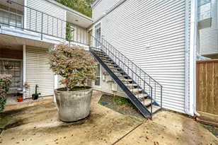 9809 Richmond Ave, Houston, TX 77042 - Photo 3