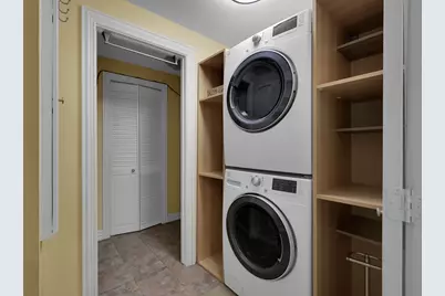 49 Briar Hollow Lane #504, Houston, TX 77027 - Photo 23