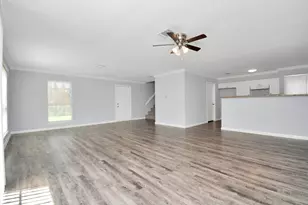 1908 Avenue B, Katy, TX 77493 - Photo 7