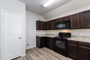 17414 Linthorne St, Humble, TX 77346 - Photo 1