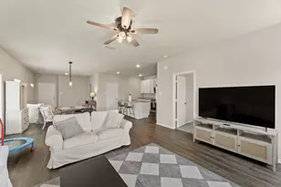 3969 Legend Rnch, New Braunfels, TX 78130 - Photo 15