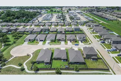339 Friesian Court, Alvin, TX 77511 - Photo 31