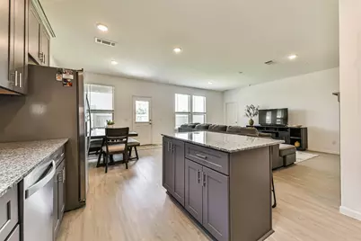 339 Friesian Court, Alvin, TX 77511 - Photo 13