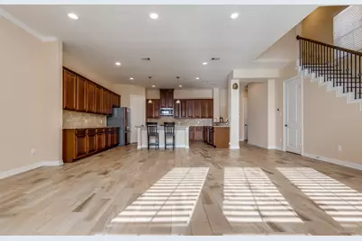 14 W Oaks Drive, Houston, TX 77058 - Photo 7