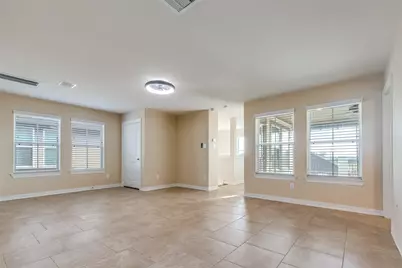 14 W Oaks Drive, Houston, TX 77058 - Photo 17