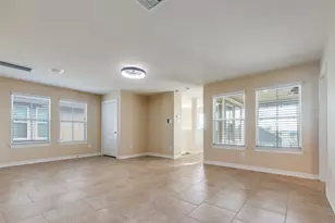 14 W Oaks Dr, Houston, TX 77058 - Photo 17