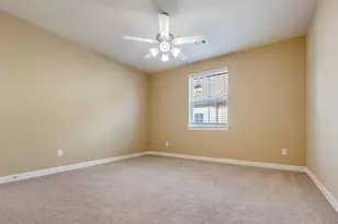 14 W Oaks Dr, Houston, TX 77058 - Photo 15