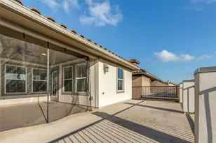 14 W Oaks Dr, Houston, TX 77058 - Photo 23