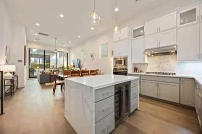 1211 Hickory Street #D, Houston, TX 77007 - Photo 9