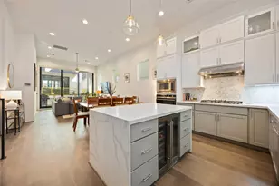 1211 Hickory St, Houston, TX 77007 - Photo 9