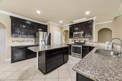 1521 Bluestone Edge Lane, Pearland, TX 77089 - Photo 13