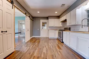 4303 Castor St, Houston, TX 77022 - Photo 13