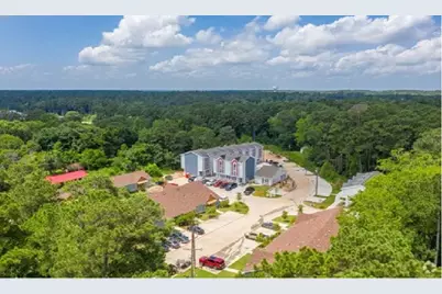 3730 Boettcher Drive #303, Huntsville, TX 77340 - Photo 1