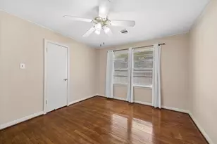 5411 Evergreen St, Bellaire, TX 77401 - Photo 7