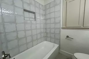 923 W 9th St, Freeport, TX 77541 - Photo 29