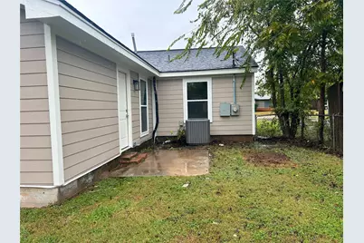 923 W 9th Street, Freeport, TX 77541 - Photo 35