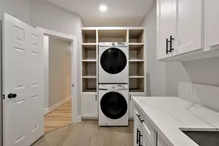 2306 Carriage Run E, Conroe, TX 77384 - Photo 25