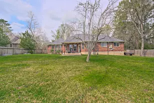 2306 Carriage Run E, Conroe, TX 77384 - Photo 29