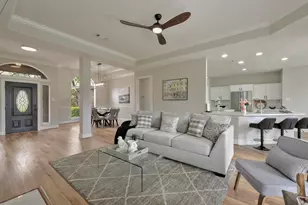 2306 Carriage Run E, Conroe, TX 77384 - Photo 11