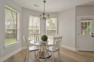 2306 Carriage Run E, Conroe, TX 77384 - Photo 7