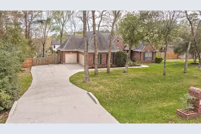 2306 Carriage Run E, Conroe, TX 77384 - Photo 39