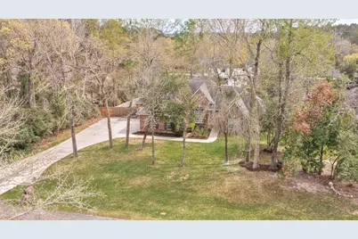 2306 Carriage Run E, Conroe, TX 77384 - Photo 41