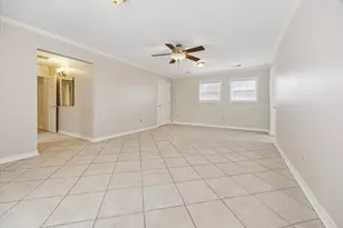 5659 Lymbar Dr, Houston, TX 77096 - Photo 11