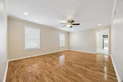 5659 Lymbar Drive, Houston, TX 77096 - Photo 15