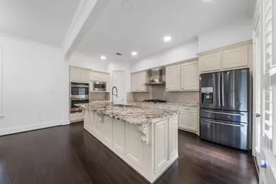 908 Amelia Street, Sugar Land, TX 77478 - Photo 11